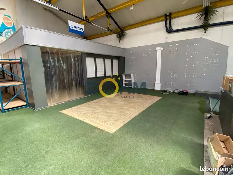 Divers, 850 m²