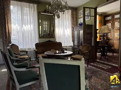 Maison, 357,7 m²