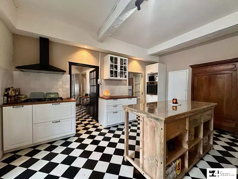 Maison, 186 m²