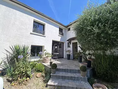 Maison, 200 m²