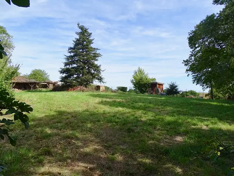 Terrain, 2 370 m²