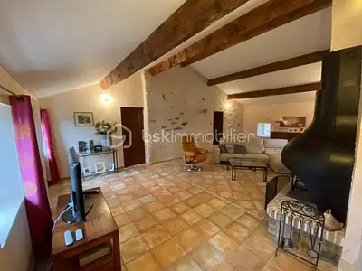 Maison, 285 m²