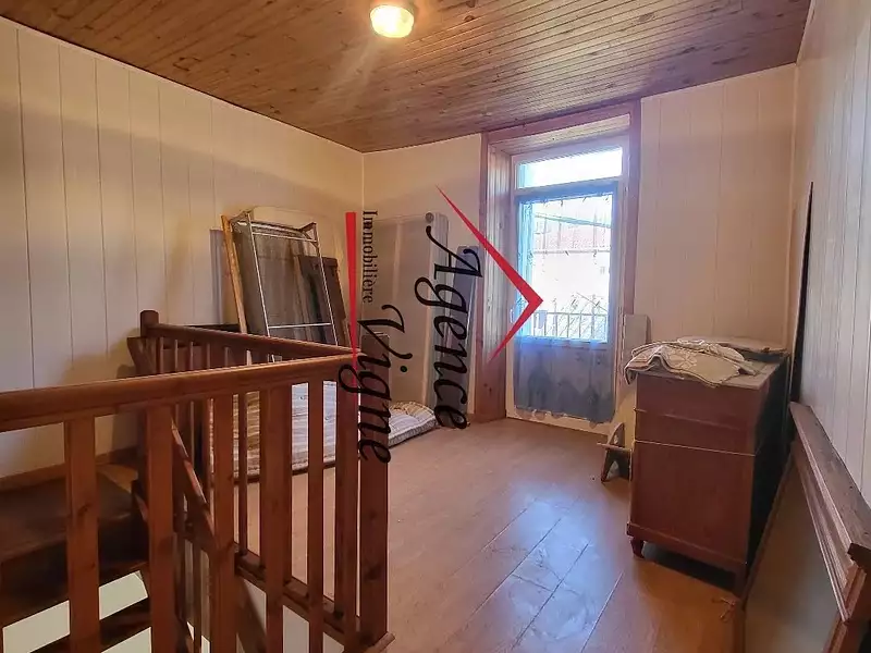 Immeuble, 200 m²