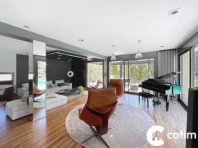 Maison, 279 m²
