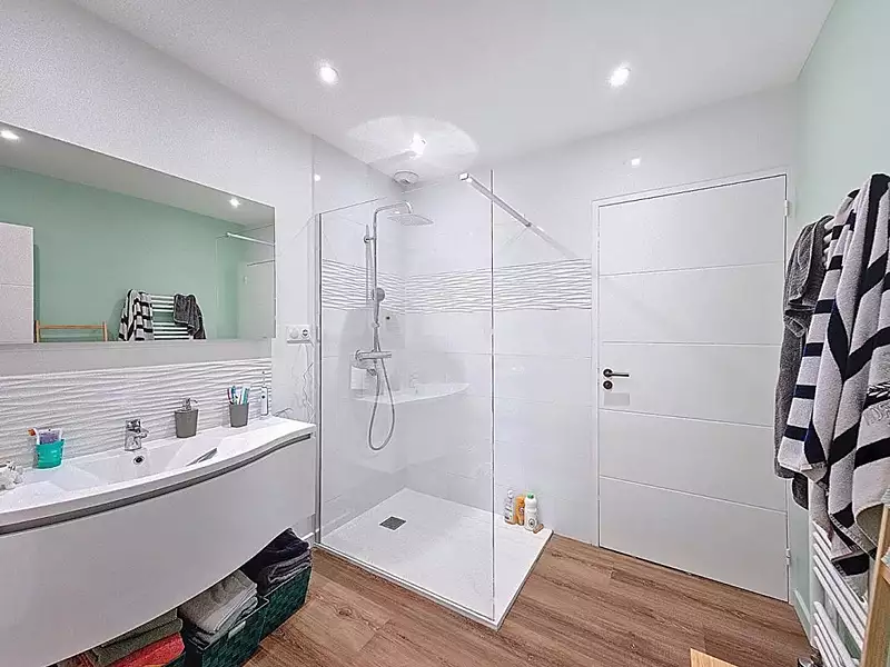 Maison, 260 m²