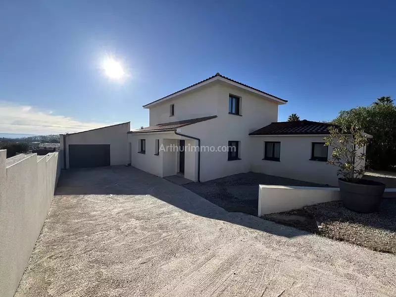 Maison, 213,14 m²