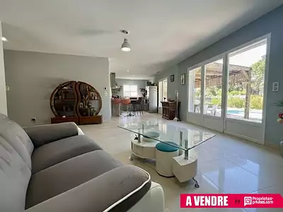 Maison, 144 m²