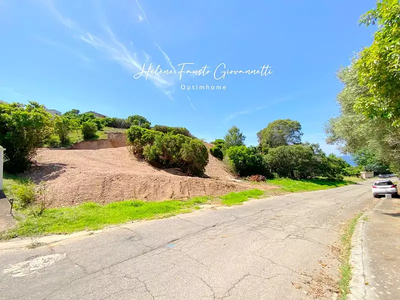 Terrain, 4 440 m²