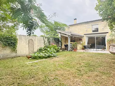 Maison, 210 m²
