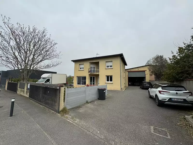 Divers, 361 m²