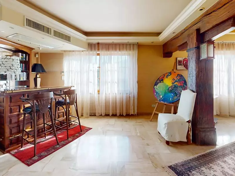 Maison, 210 m²