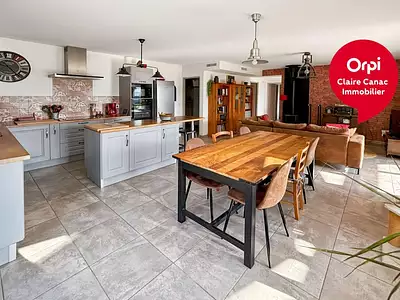 Maison, 99 m²