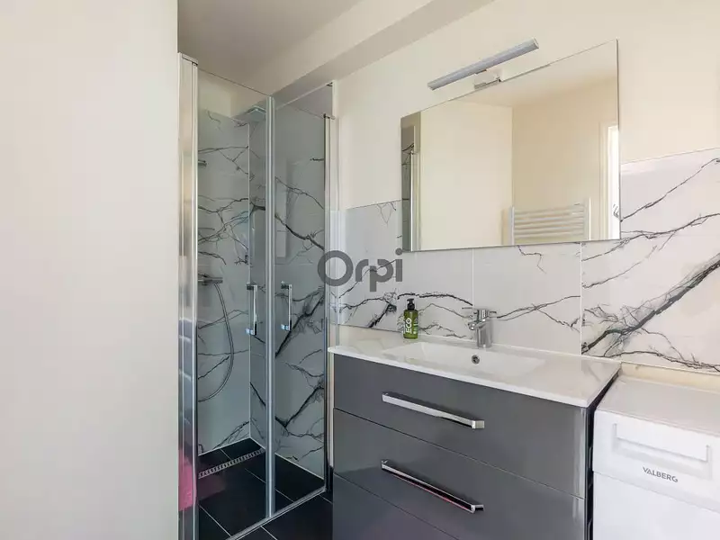 Maison, 253 m²