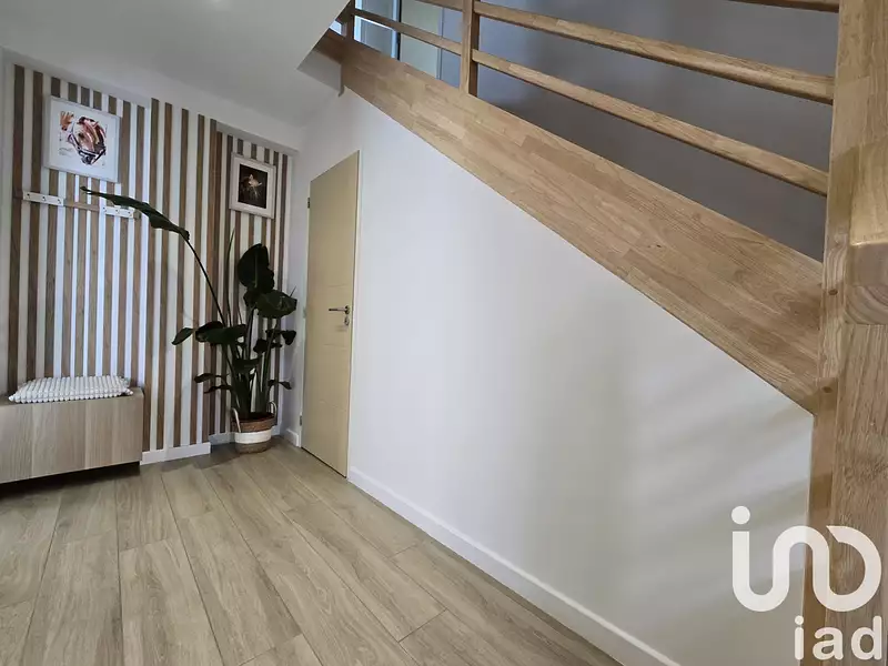 Maison, 93 m²