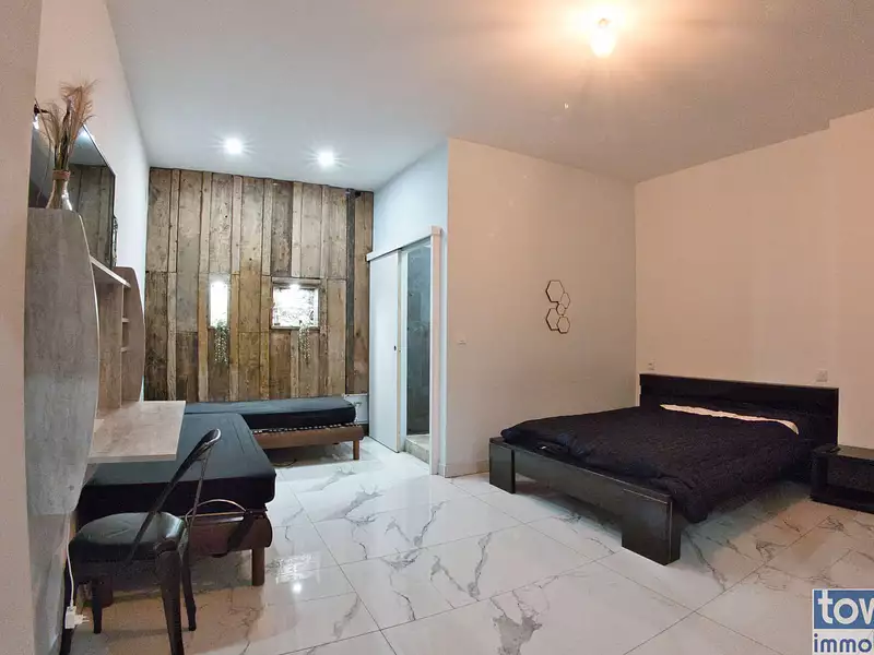 Maison, 343 m²