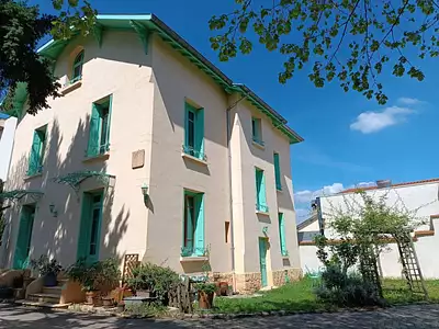 Maison, 220 m²
