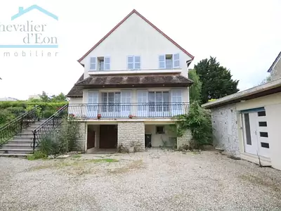 Maison, 223 m²