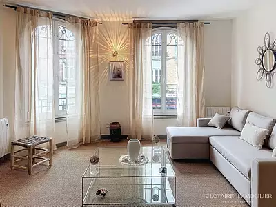 Immeuble, 295 m²