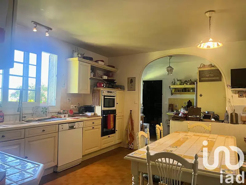 Maison, 239 m²