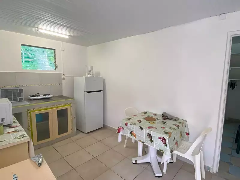 Immeuble, 648 m²