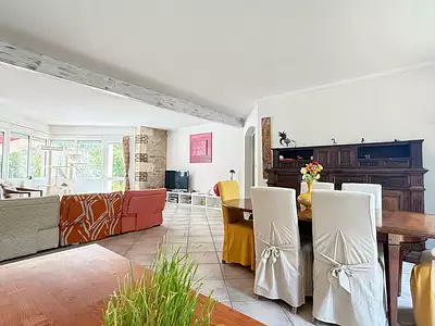 Maison, 320 m²
