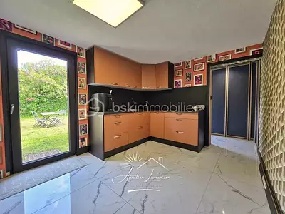 Maison, 200 m²