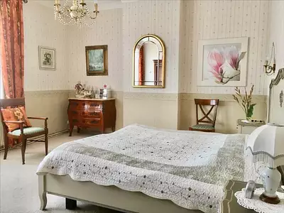 Maison, 239 m²