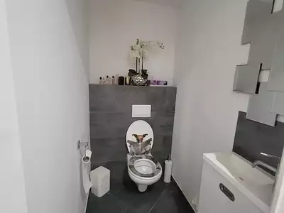 Maison, 215 m²