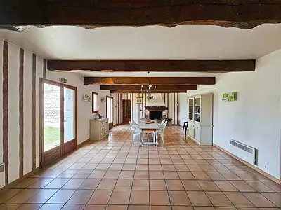 Maison, 453 m²