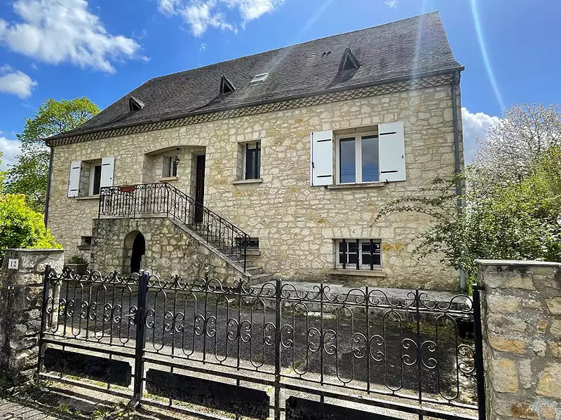 Maison, 185 m²