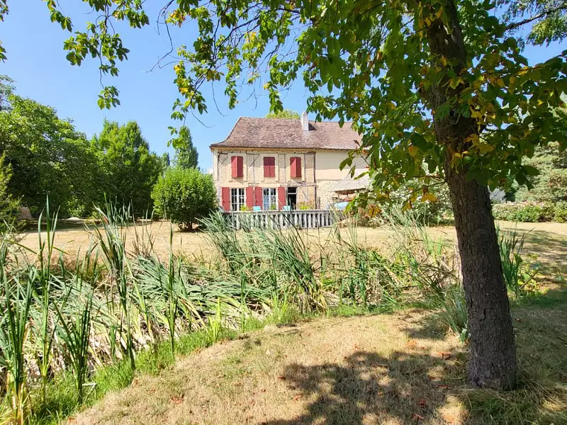 Maison, 296 m²