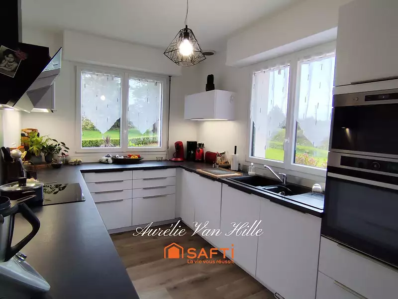 Maison, 192 m²