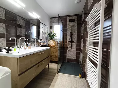 Maison, 94 m²
