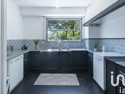 Maison, 320 m²