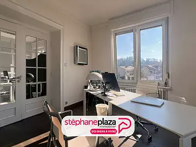 Immeuble, 288 m²