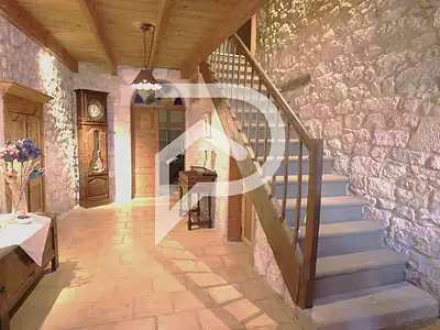 Maison, 451 m²