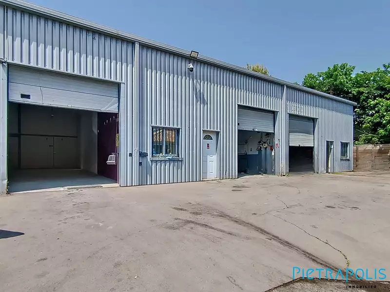 Divers, 533 m²