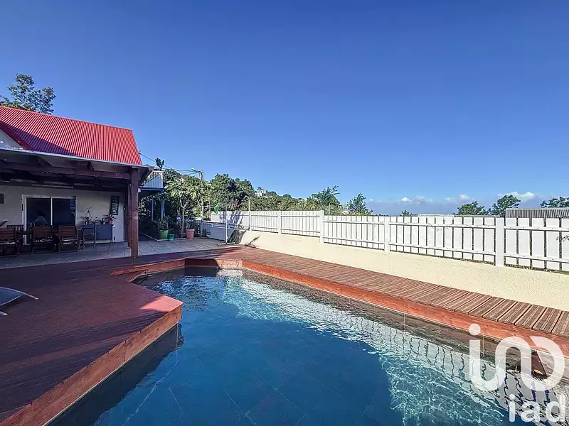 Maison, 185 m²