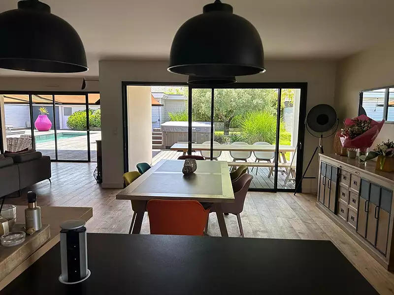 Maison, 162 m²