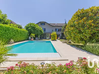 Maison, 267 m²