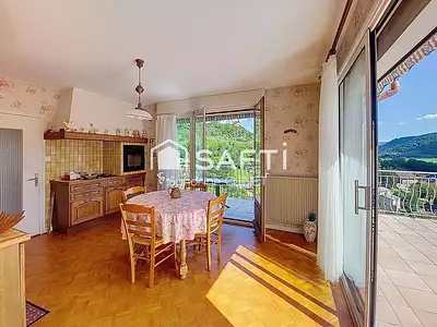 Maison, 179 m²