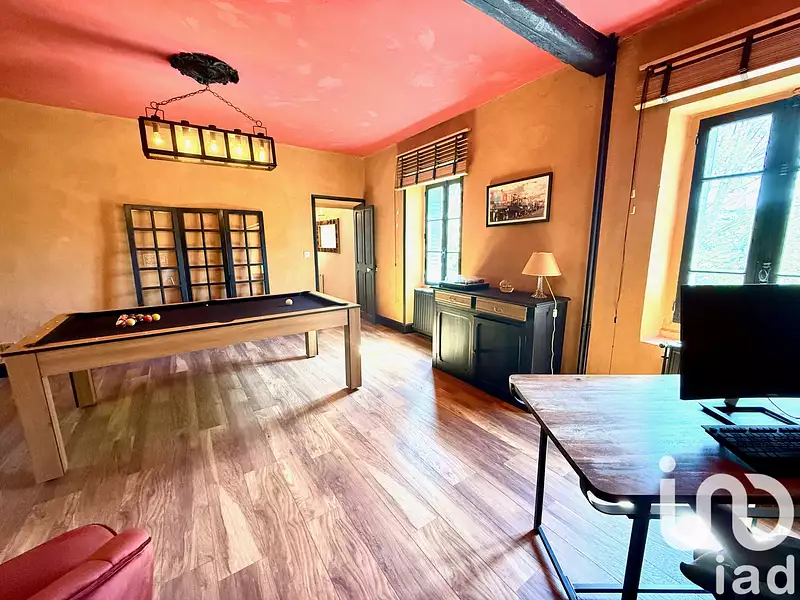 Maison, 245 m²