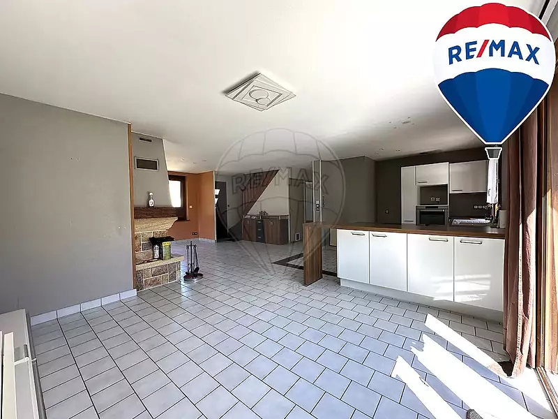 Maison, 94 m²