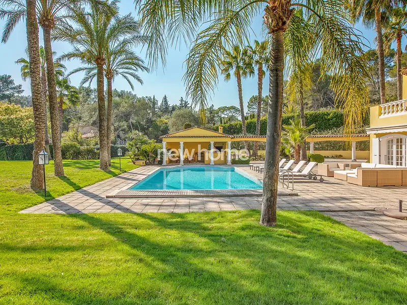 Maison, 270,24 m²
