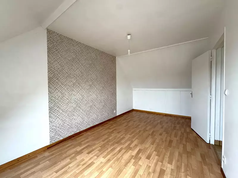 Divers, 708 m²