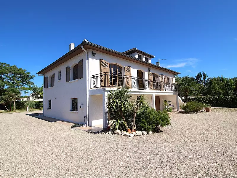 Maison, 256 m²