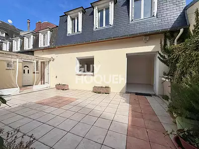 Maison, 206 m²