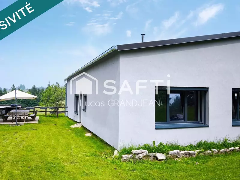 Maison, 115 m²