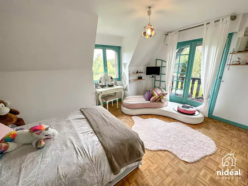 Maison, 198 m²