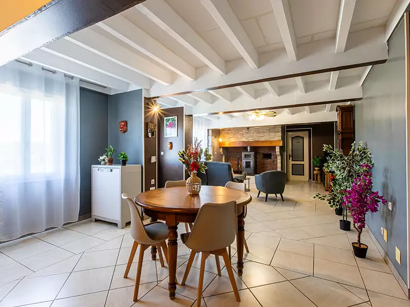 Maison, 98 m²